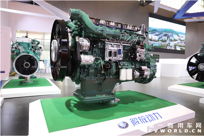 550馬力奧威CA6DM3發動機.png